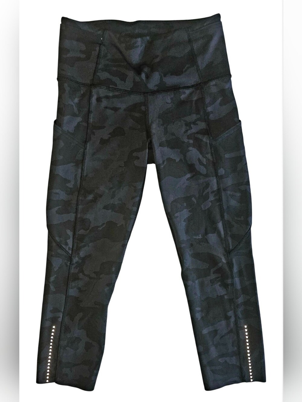 Lululemon camouflage Crop Leggings